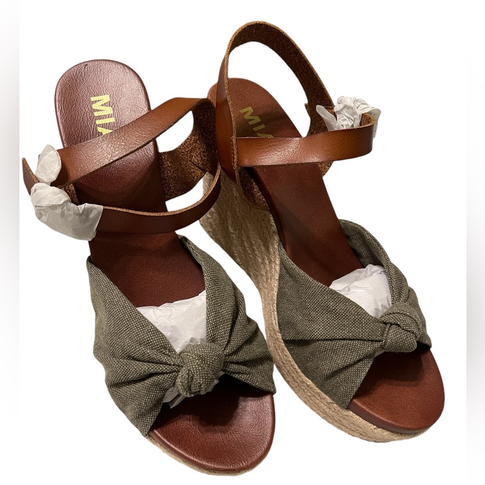 MIA Lorryann Rope Knotted Wedge - Olive